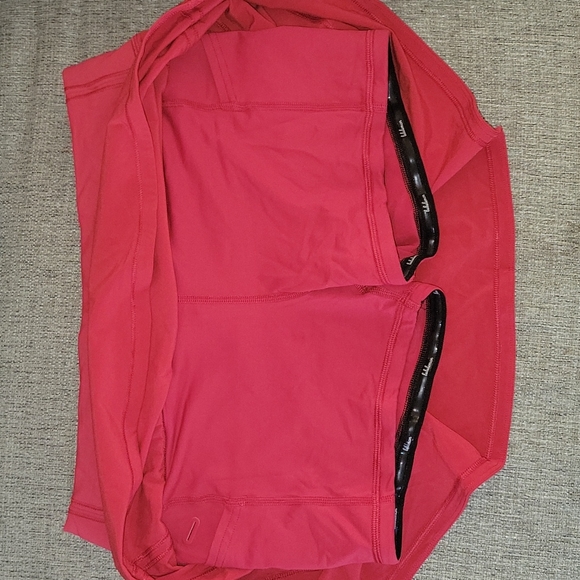 SOLD Lululemon Pace Rival Skirt  4-way Stretch red lipstick  sz 8 - Picture 7 of 8